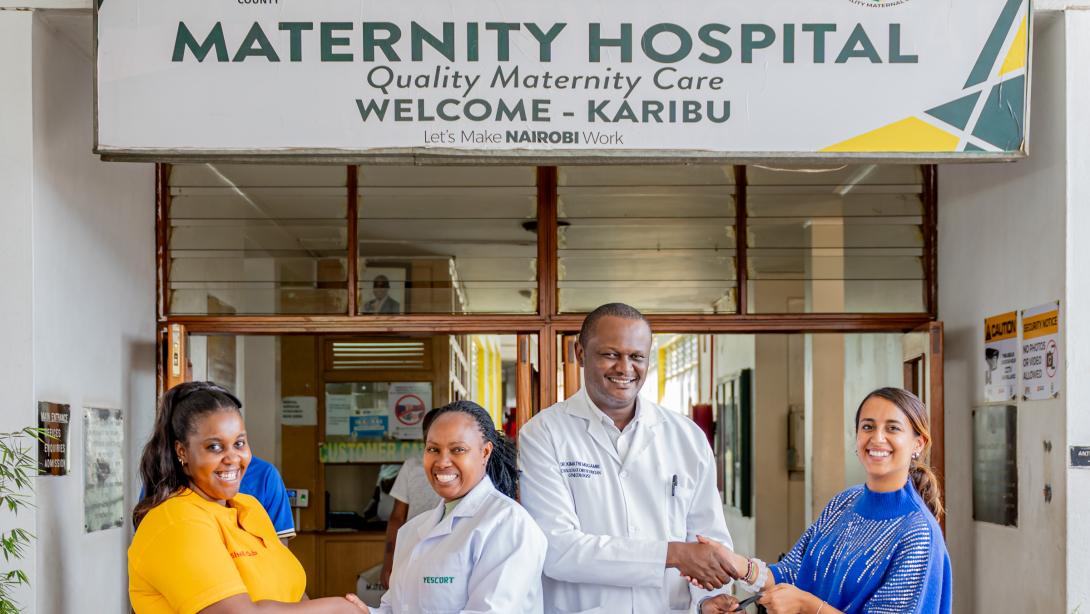 Tara Muchina, Internal Communication and CSR Coordinator Vivo energy Kenya, Pascalin Kimongu, Medical Social Worker in charge of Social Work and Donations Department at Pumwani Maternity Hospital, Dr. Chris Mugambi, Medical Superintendent at the facility, and Shiksha Arora Kameivana na Shell Club Brand Ambassador pose for a photo during a Shell Club celebration with new mothers held to mark Mother's Day at the facility.