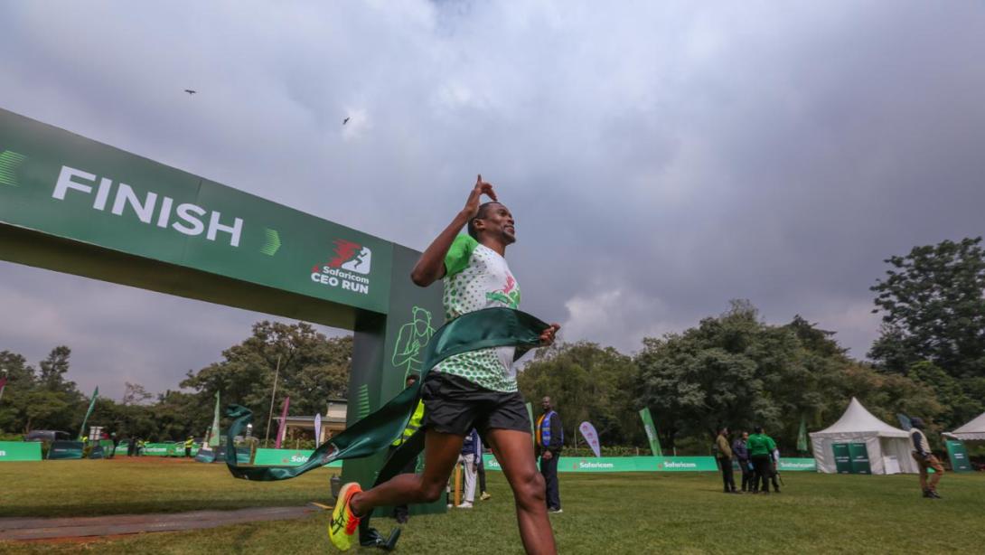 The event brought together over 500 participants, including Safaricom staff, customers, corporate teams, and running communities who ran to support Lewa Conservancy fundraising.