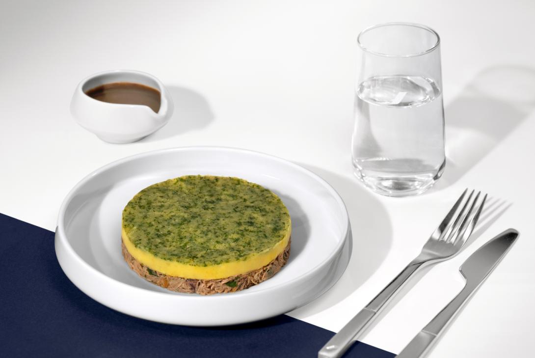 (2) Mory Sacko Business dish © Air France